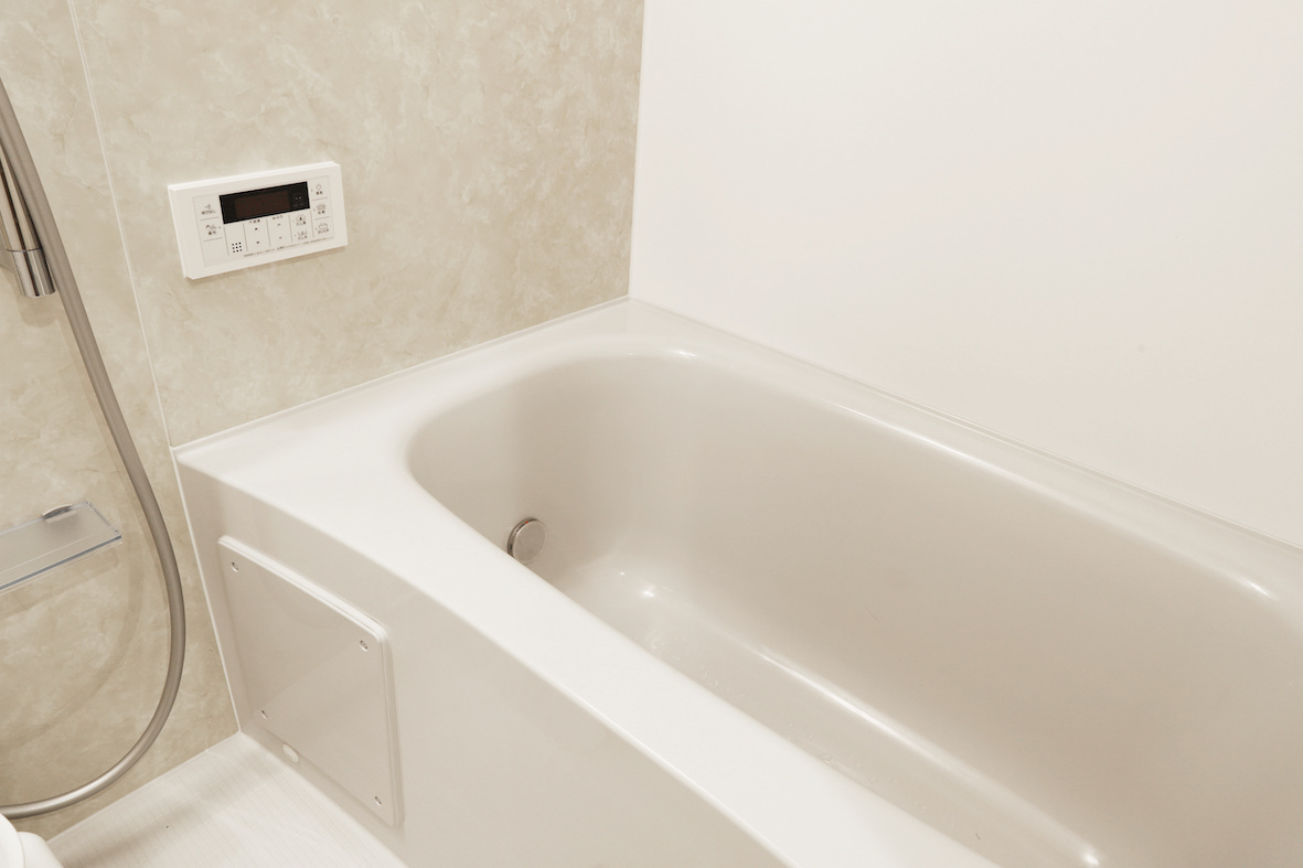 一つ穴のお風呂の掃除方法 おすすめ洗浄剤 循環アダプターのフィルター外し方も解説 タスクル