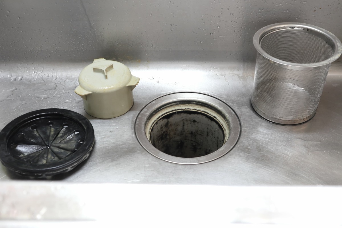 キッチン排水溝の臭いには重曹とお酢 ハイター 原因別に使い分けよう タスクル