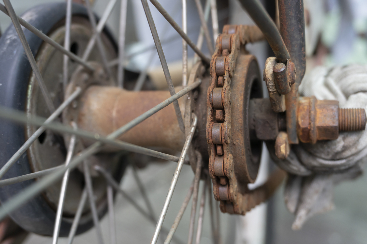 自転車のサビ取り方法 頑固なサビ取り方法と防止策 タスクル