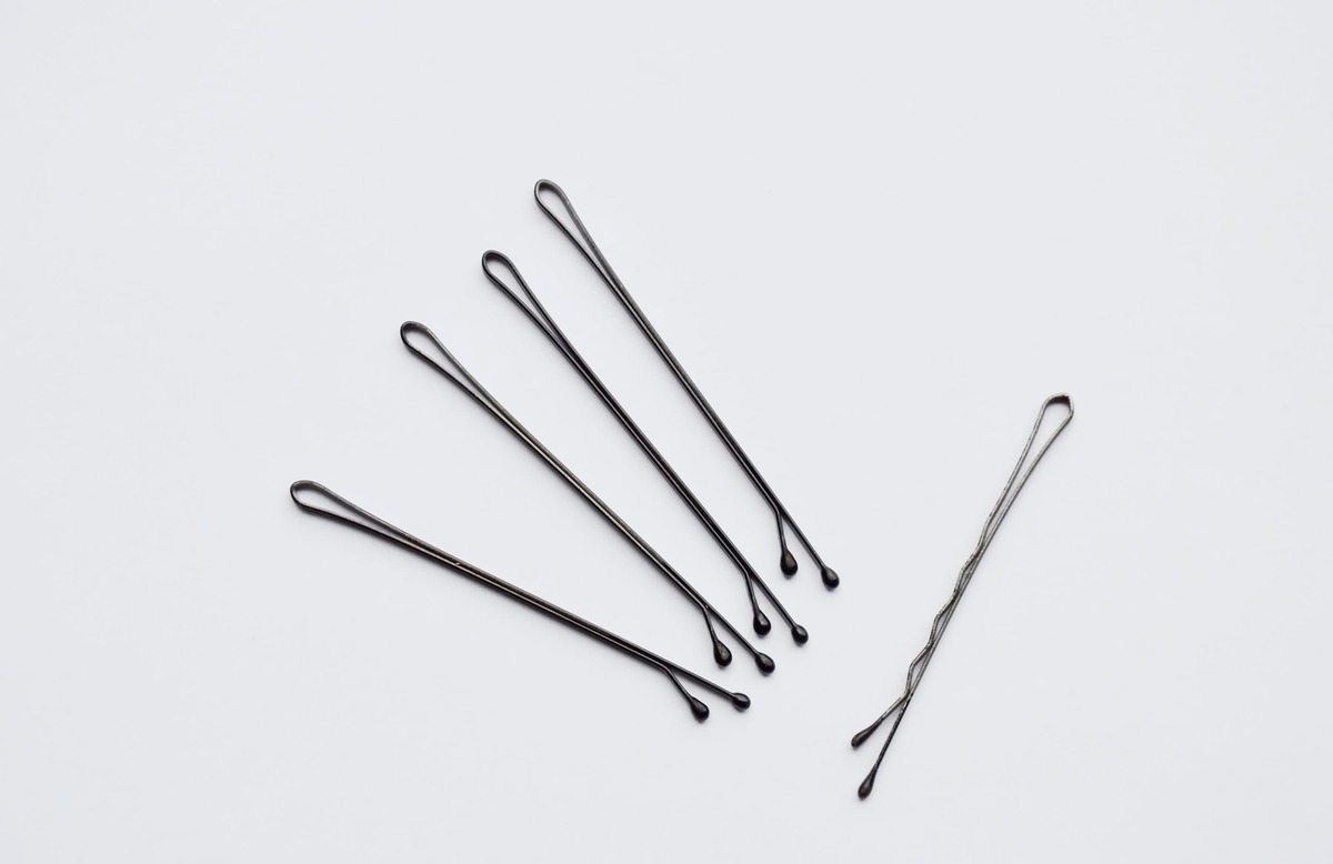 洗面台の茶色い汚れはどのアイテムで落とせる 水垢 サビ2つの掃除方法を解説 タスクル